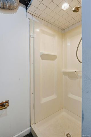 14581 Chatham Street, Detroit, MI 48223