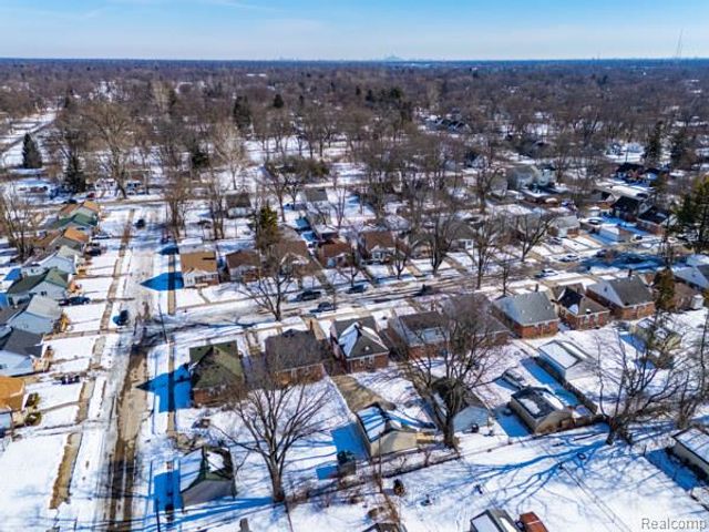 14581 Chatham Street, Detroit, MI 48223