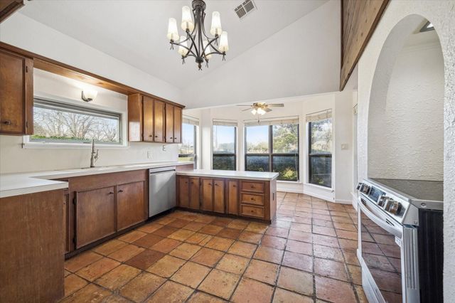 1203 Half Moon Drive, Wharton, TX 77488