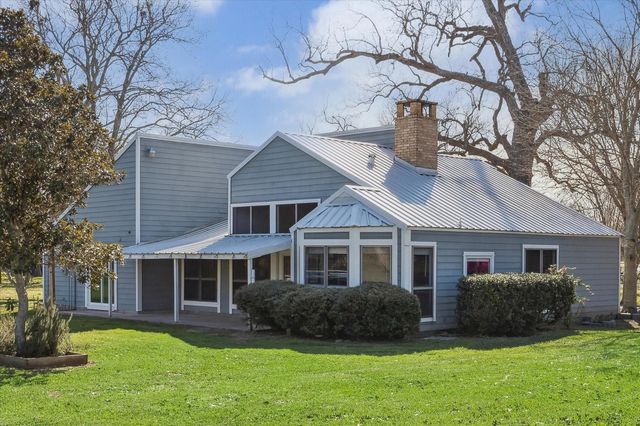 1203 Half Moon Drive, Wharton, TX 77488