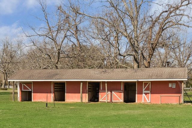 1203 Half Moon Drive, Wharton, TX 77488