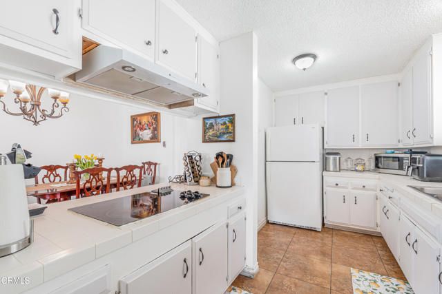 1331 Edgewood Way, Oxnard, CA 93030