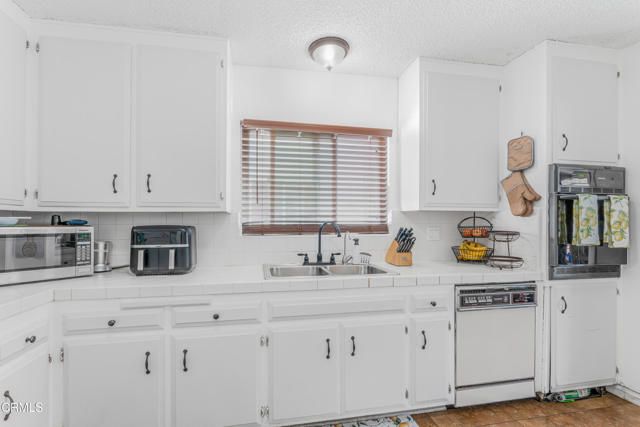 1331 Edgewood Way, Oxnard, CA 93030