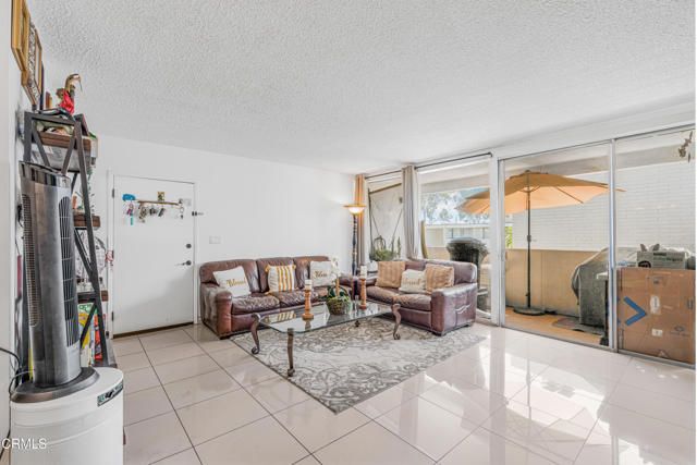 1331 Edgewood Way, Oxnard, CA 93030