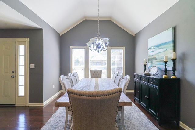1009 Cypress Springs Cove, Jonesboro, AR 72405