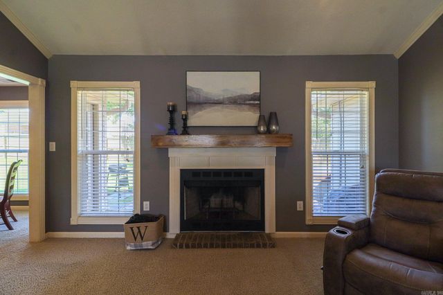 1009 Cypress Springs Cove, Jonesboro, AR 72405