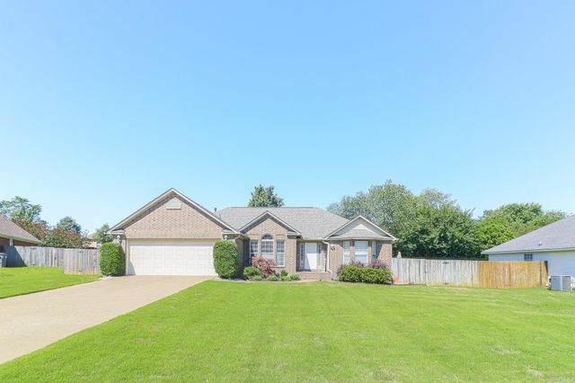 1009 Cypress Springs Cove, Jonesboro, AR 72405