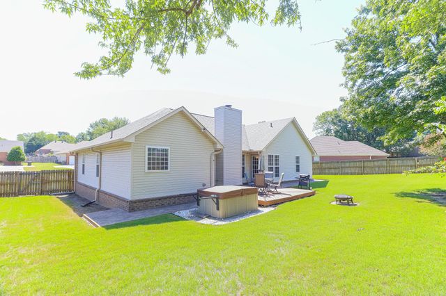 1009 Cypress Springs Cove, Jonesboro, AR 72405