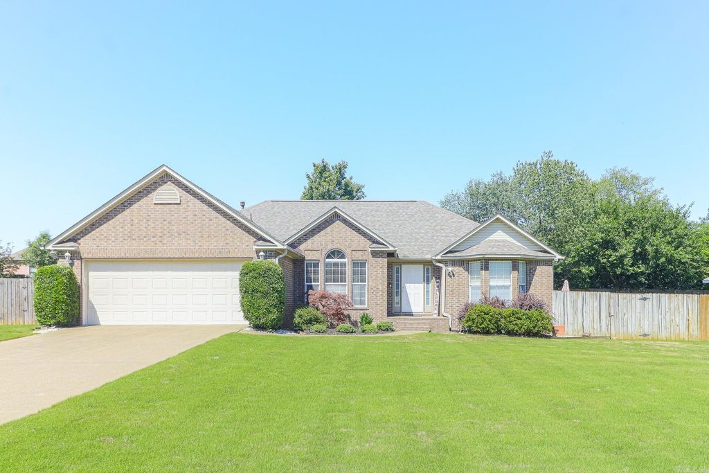 1009 Cypress Springs Cove, Jonesboro, AR 72405