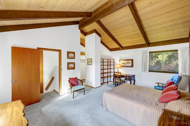 7026 Valley Greens Circle 20, Carmel, CA 93923