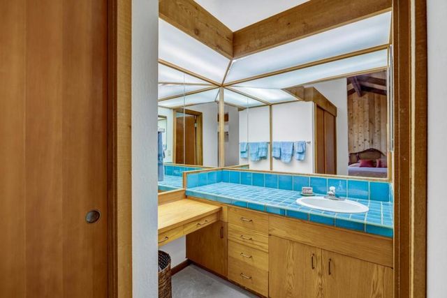 7026 Valley Greens Circle 20, Carmel, CA 93923