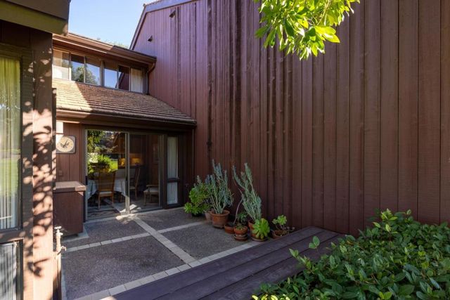 7026 Valley Greens Circle 20, Carmel, CA 93923