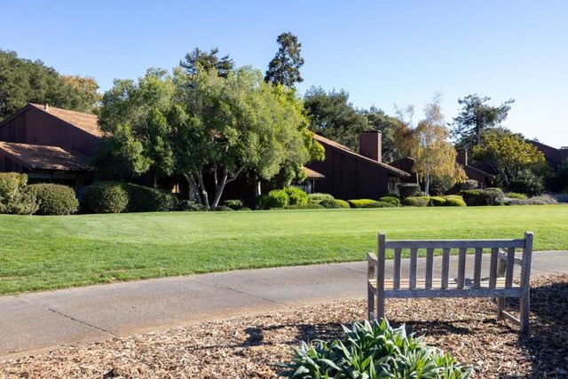 7026 Valley Greens Circle 20, Carmel, CA 93923