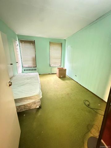 9230 56 Avenue 6C, Elmhurst, NY 11373