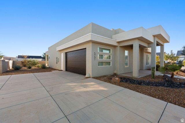 5791 S RUSSET SUN DR, St. George, UT 84790