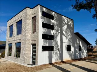 305 S Promenade Boulevard, Rogers, AR 72758