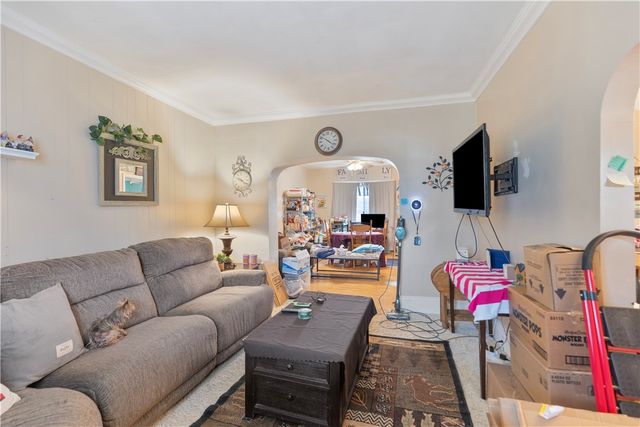 11 Knox Ave, Monessen, PA 15062