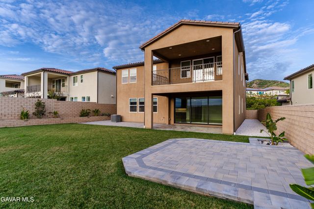 19038 Carranza Lane, Santa Clarita, CA 91350