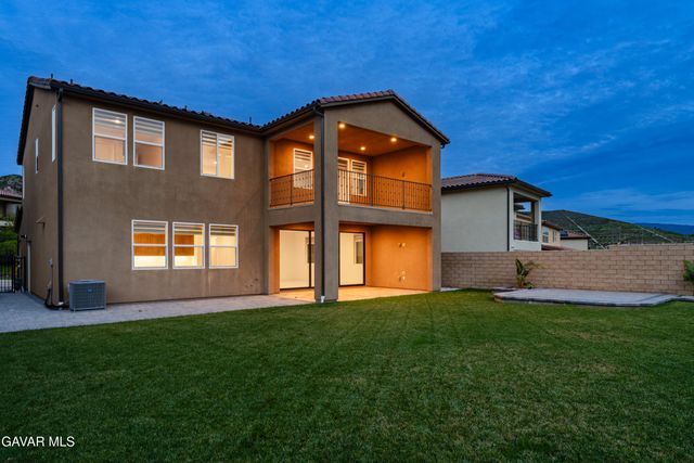 19038 Carranza Lane, Santa Clarita, CA 91350