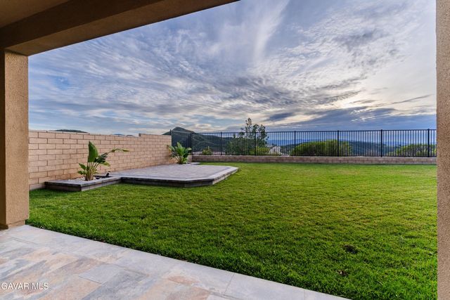 19038 Carranza Lane, Santa Clarita, CA 91350