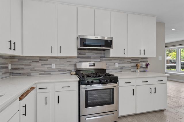 7707 Robalo RD, Austin, TX 78757