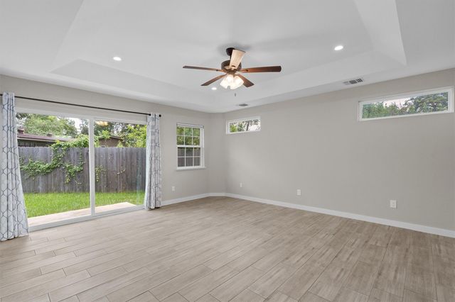 7707 Robalo RD, Austin, TX 78757