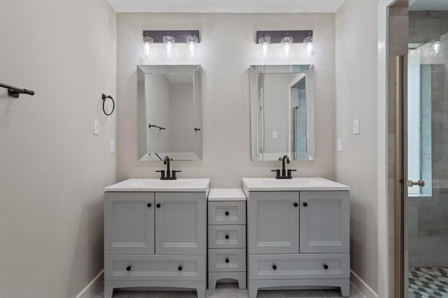 7707 Robalo RD, Austin, TX 78757