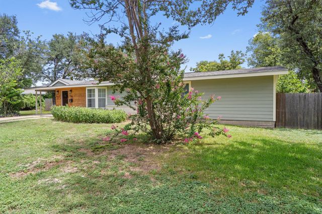 7707 Robalo RD, Austin, TX 78757