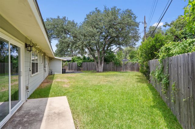 7707 Robalo RD, Austin, TX 78757