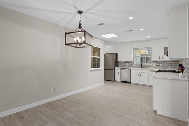 7707 Robalo RD, Austin, TX 78757