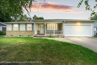 2722 Tecumseh River Road, Lansing, MI 48906