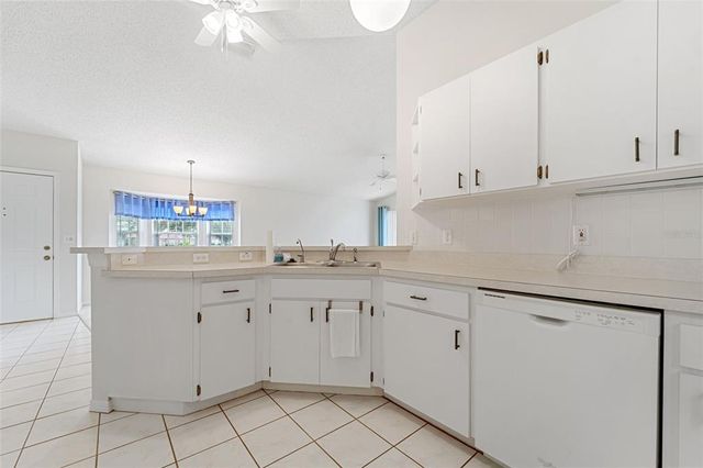 2531 NEW HAVEN CIRCLE, Sun City Center, FL 33573