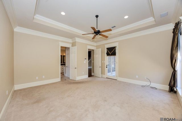 19027 Spyglass Hill Dr, Baton Rouge, LA 70809