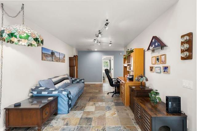 1402 Rimrock Drive, Escondido, CA 92027