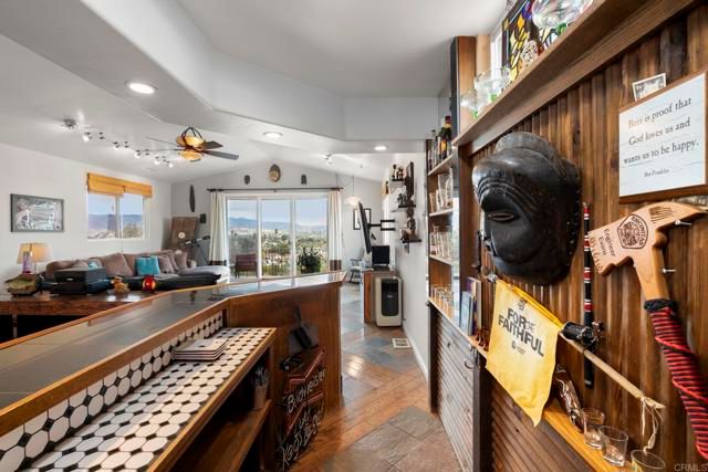 1402 Rimrock Drive, Escondido, CA 92027