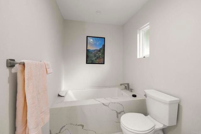 1402 Rimrock Drive, Escondido, CA 92027