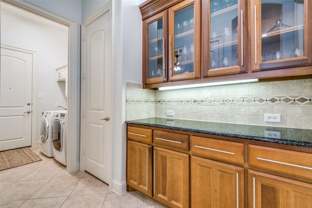 8237 Inverness, The Colony, TX 75056