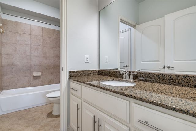 8237 Inverness, The Colony, TX 75056