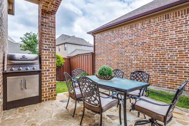 8237 Inverness, The Colony, TX 75056