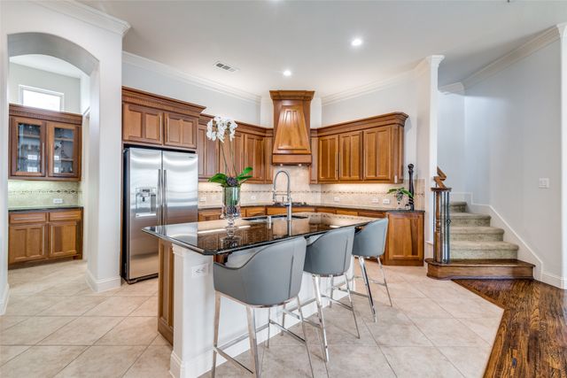 8237 Inverness, The Colony, TX 75056