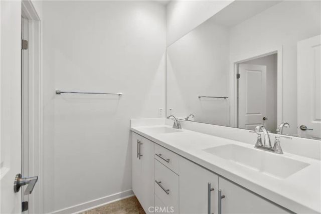 18121 Outlook Way, Saugus, CA 91350