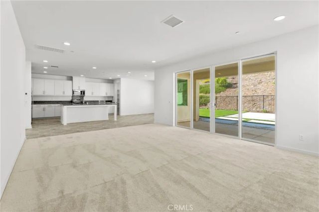 18121 Outlook Way, Saugus, CA 91350