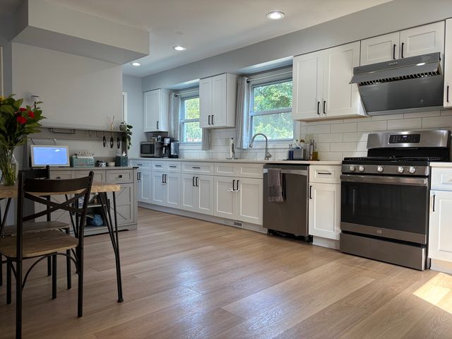 1408 Killdeer Drive, Naperville, IL 60565