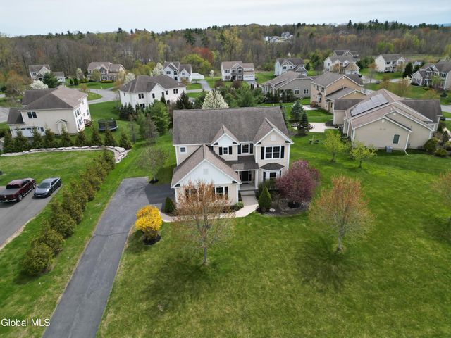 3 Skybrook Circle, Clifton Park, NY 12065