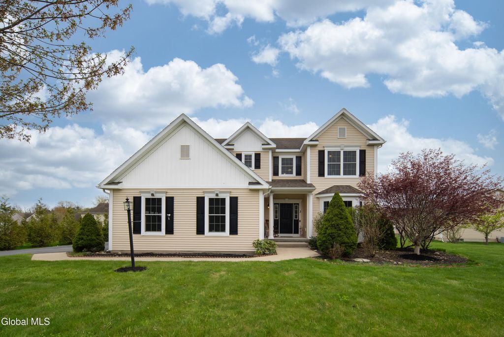 3 Skybrook Circle, Clifton Park, NY 12065
