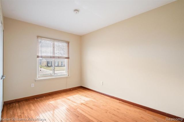 44528 Whitman Avenue, Canton, MI 48187