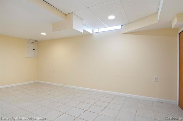 44528 Whitman Avenue, Canton, MI 48187