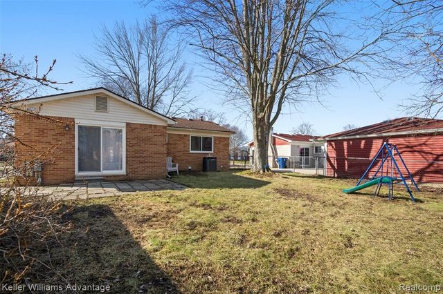 44528 Whitman Avenue, Canton, MI 48187