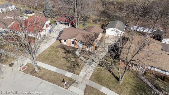 44528 Whitman Avenue, Canton, MI 48187