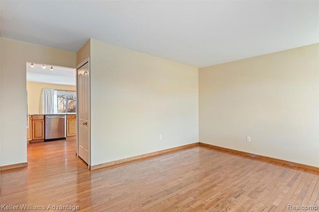 44528 Whitman Avenue, Canton, MI 48187